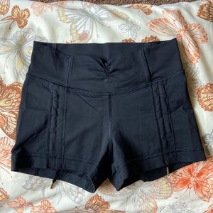 Lululemon hot shorts